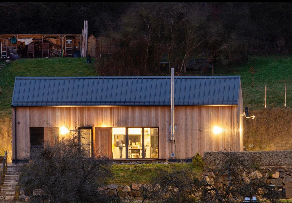 Eifelhausaufzeit-Vulkaneifel-Architekten-Chalet Mit Sauna Im Vulkankrater Immerath Eksteriør bilde