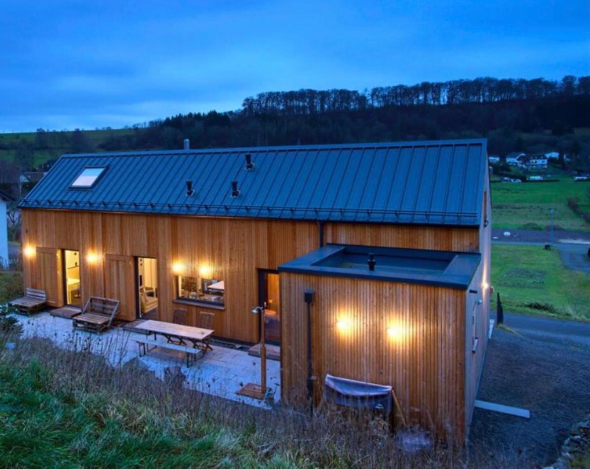 Eifelhausaufzeit-Vulkaneifel-Architekten-Chalet Mit Sauna Im Vulkankrater Immerath Eksteriør bilde