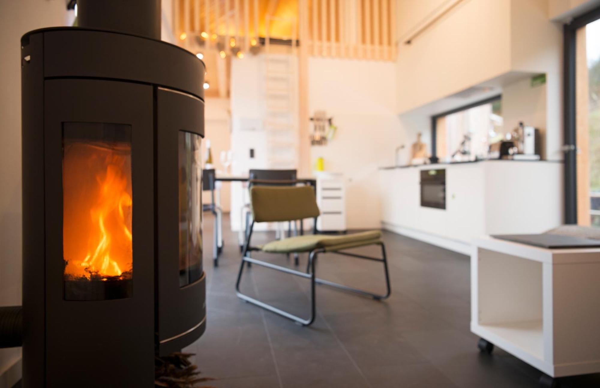 Eifelhausaufzeit-Vulkaneifel-Architekten-Chalet Mit Sauna Im Vulkankrater Immerath Eksteriør bilde